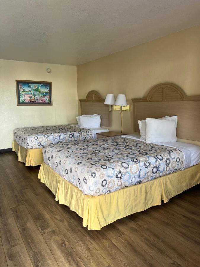 Hole Inn The Wall Hotel - Fort Walton Beach - Sunset Plaza - Nearby Beaches & Hurlburt Exterior foto
